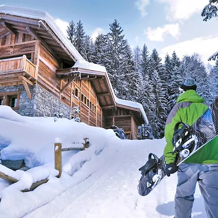 Domek alpejski Les Bossons Chalet Sleeps 10 Pool Wifi Chamonix